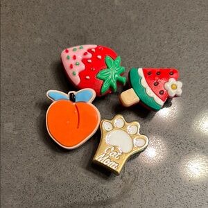 Croc charms (jibbitz)